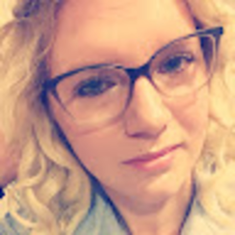 Meet your Posher, Jillian